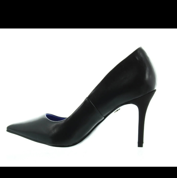 Antonia Saint Victoria High Heel 3.5" Standard B Fit Black Leather  7 NWT - Picture 7 of 11